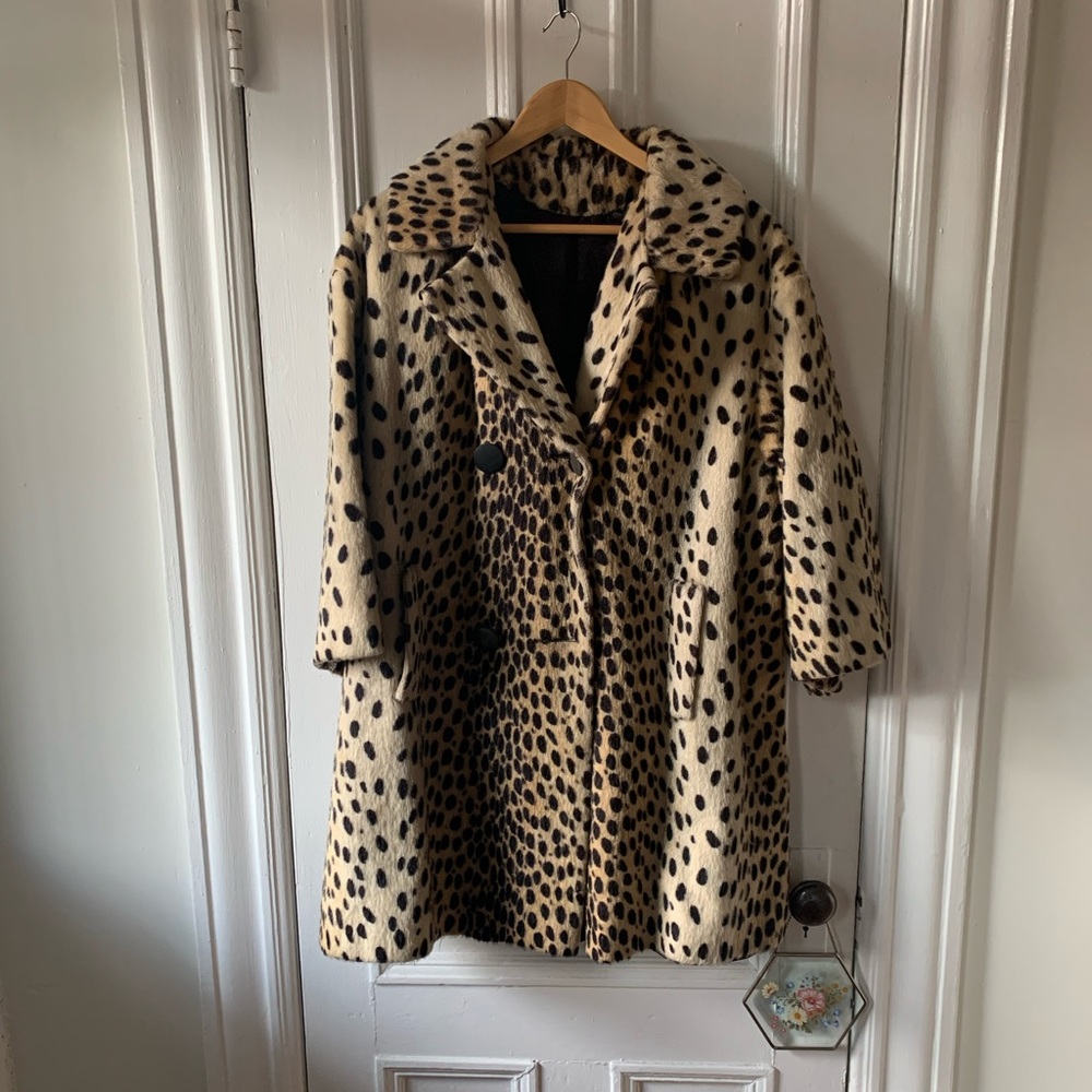 Vintage Leopard print Faux Fur Coat